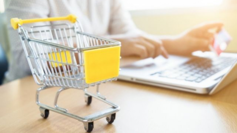 diferencias de WooCommerce vs Shopify para crear tiendas online