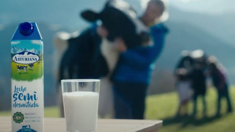 Central Lechera Asturiana estrena la campaña Yo bebo leche