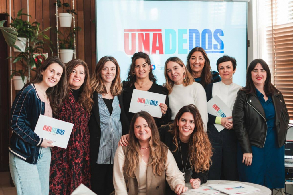 UnaDeDos presenta su Memoria Anual 2021-2022