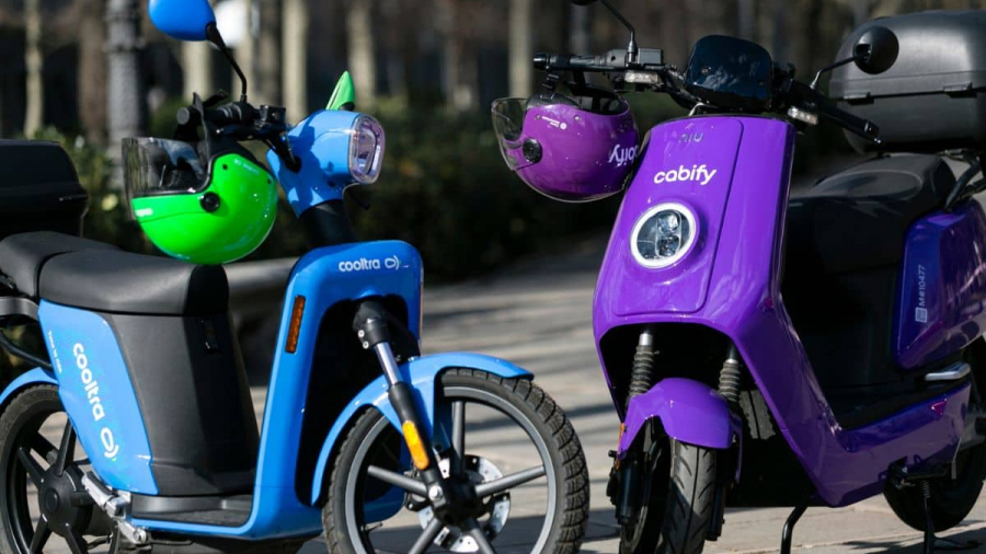 Cabify habilita en su app el servicio de alquiler de motos eléctricas de Cooltra