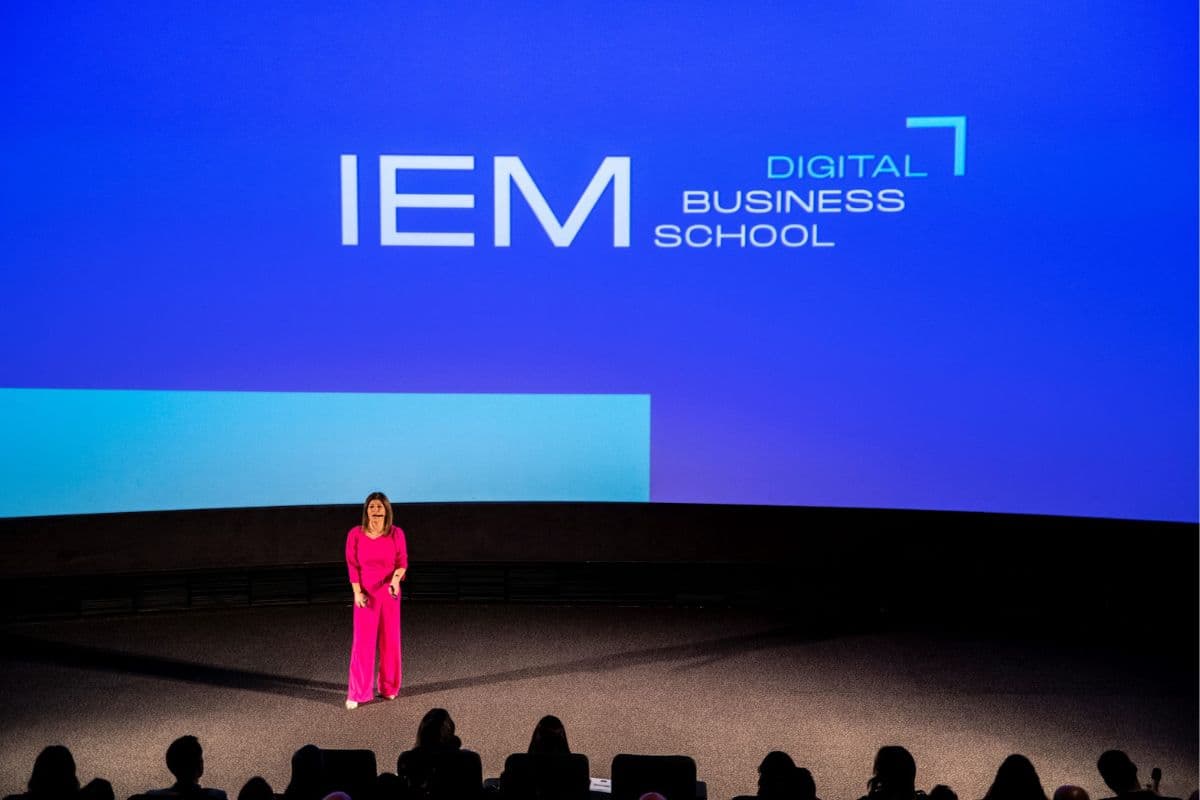 IEM Digital Business School